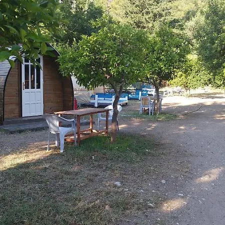 Kalinka Bungalow Camping B&B