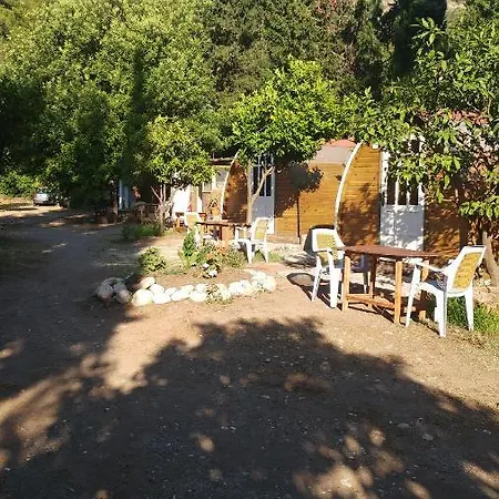 B&B Kalinka Bungalow Camping 안탈리아