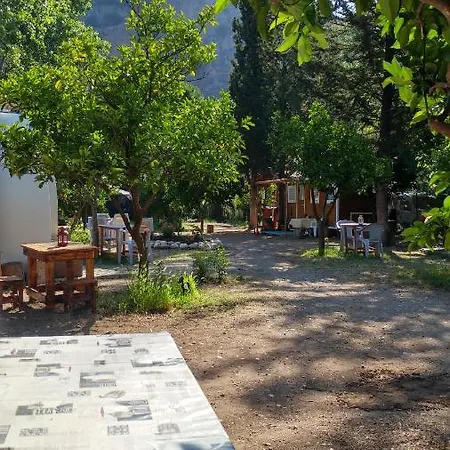 B&B Kalinka Bungalow Camping